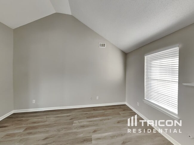 Building Photo - 4083 Percheron Ln SW