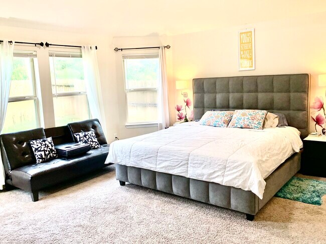 Building Photo - 21445 Lambeth Ridge Ln