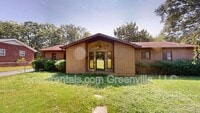 Building Photo - 102 Meadow St