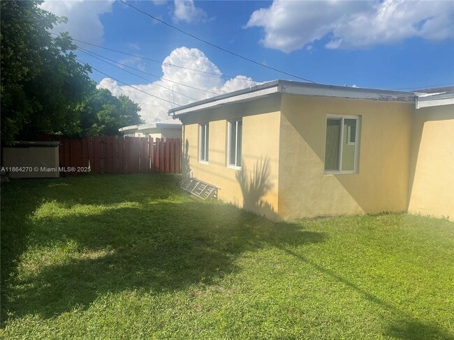 Building Photo - 3297 NW 35th Way