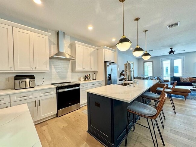 Building Photo - 4740 Legacy Park Dr