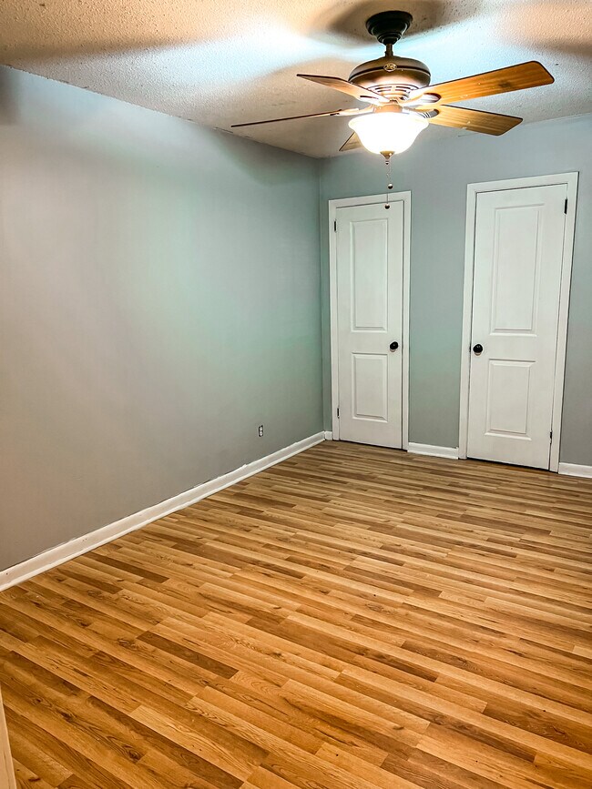 Building Photo - 1661 Patton Chapel Rd