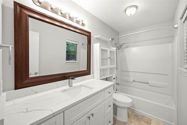 Building Photo - 3814 Apple Hollow Ln