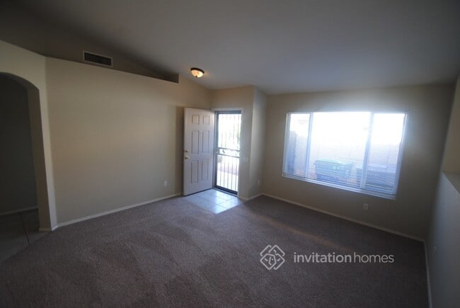 Building Photo - 13045 W Avalon Dr