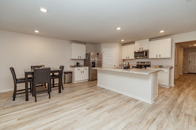 Building Photo - 3032 Heritage Plantation Blvd