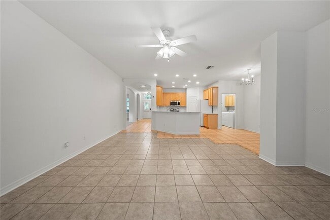 Building Photo - 18214 Stillwell Ln