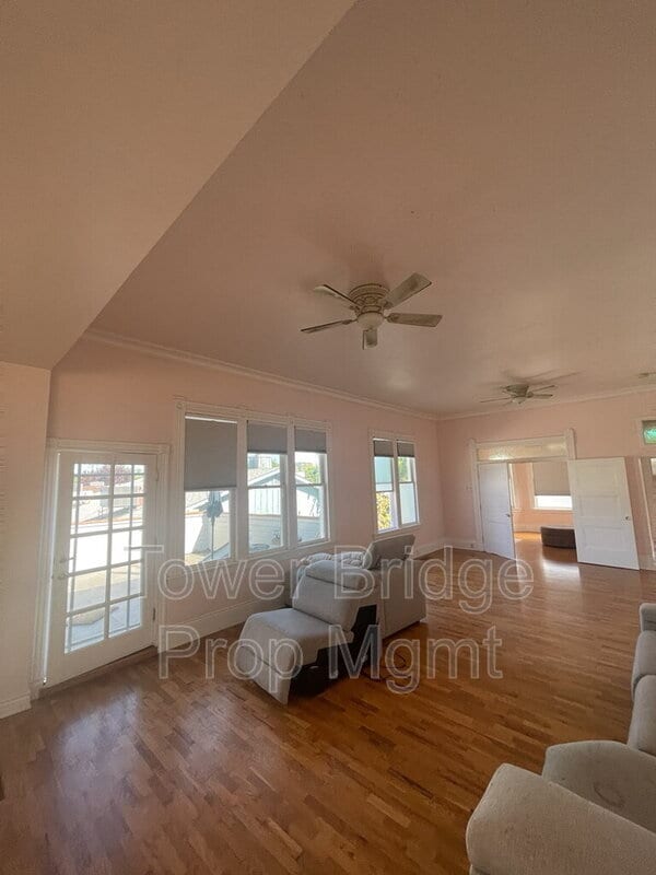 Building Photo - 3154 53rd St