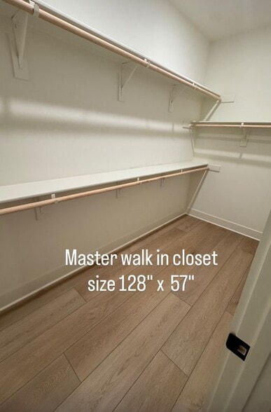 Building Photo - 2167 Flight Wy