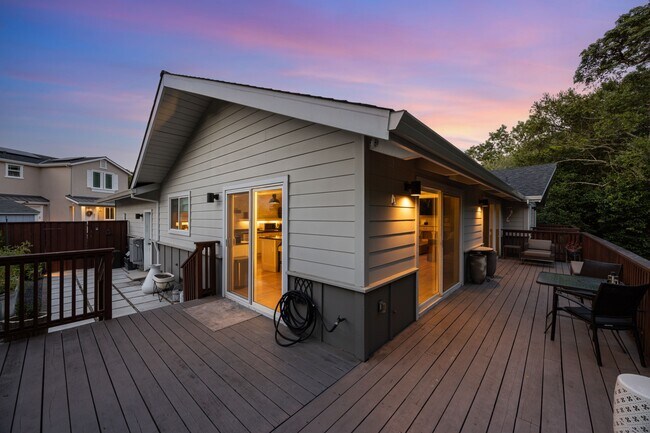 Building Photo - 88 Calistoga Rd