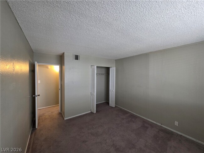 Building Photo - 3930 University Center Dr