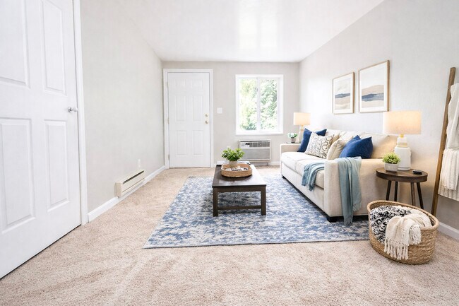 Interior Photo - PARK MANOR -- 183