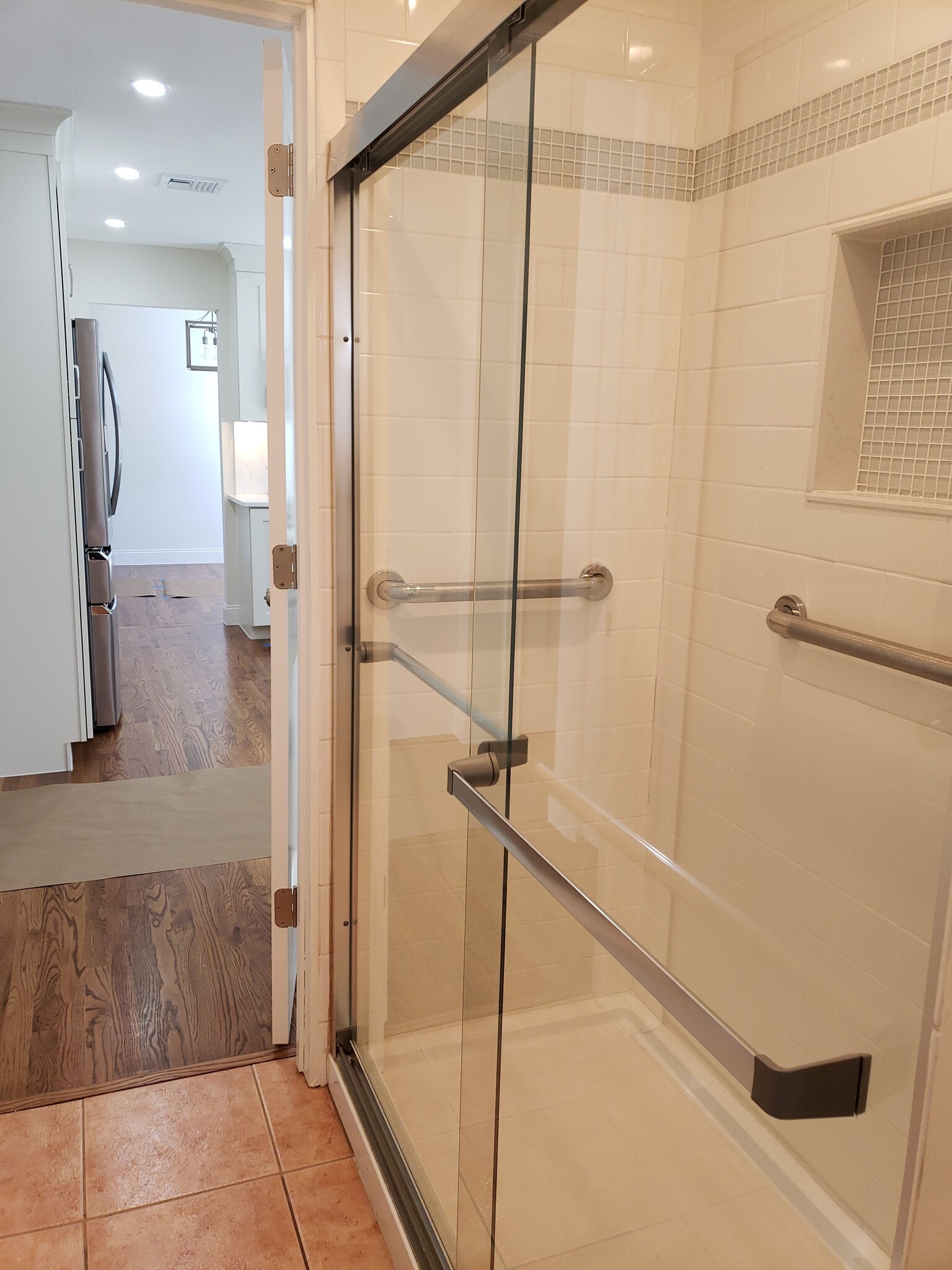 Building Photo - 34 Old East Neck Rd