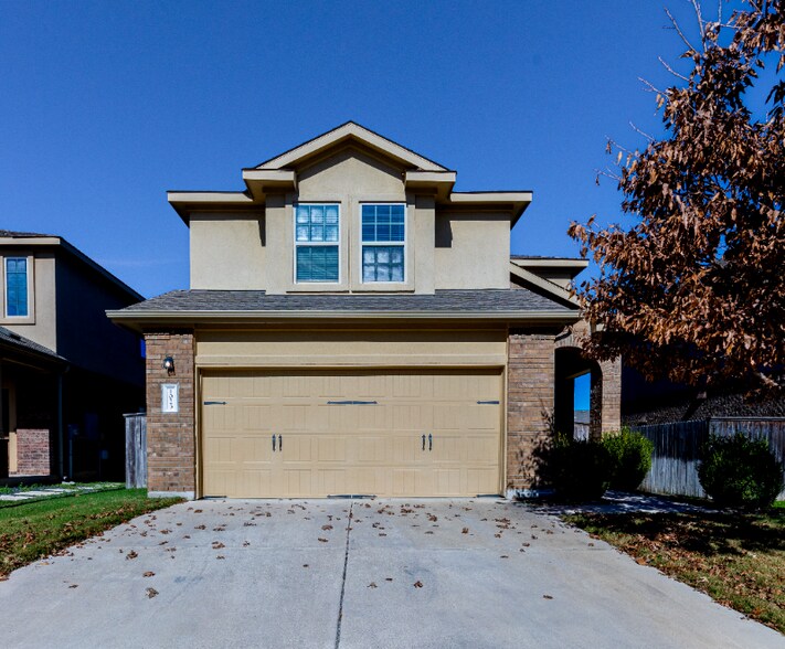 Building Photo - 1023 Chad Lp