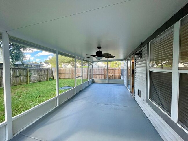 Building Photo - NICE 3/2.5 OVIEDO TWO-STORY HOME OFF DEAN ROAD