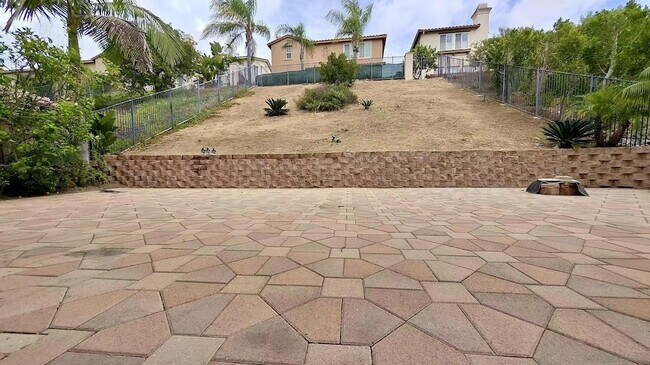 Building Photo - 1078 Augusta Cir