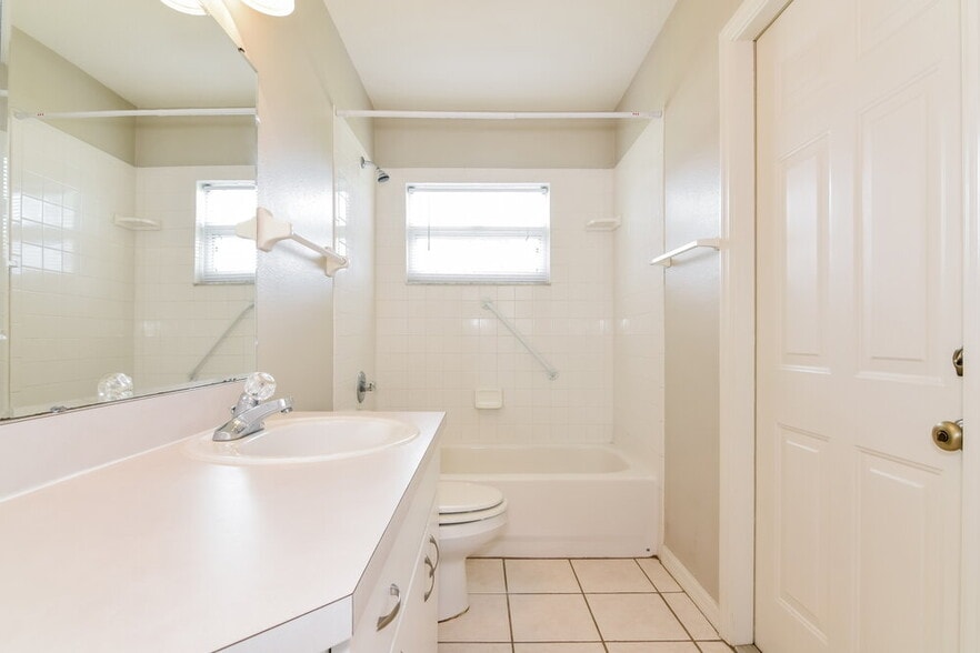 Building Photo - 1634 Audubon Trail