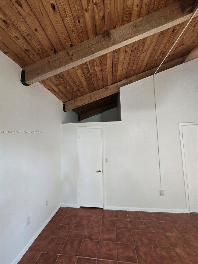 Building Photo - 11205 SW 114th Ln Cir