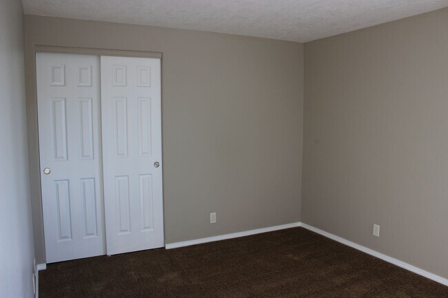 Building Photo - 16671 Shaw Pine Ct