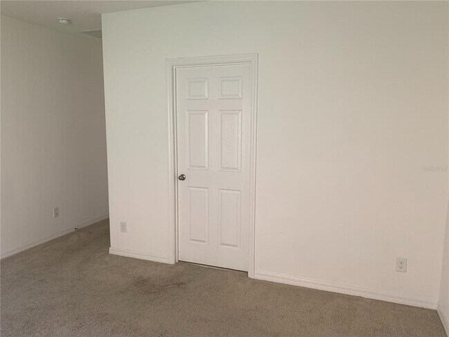 Building Photo - 4848 Rockvale Dr