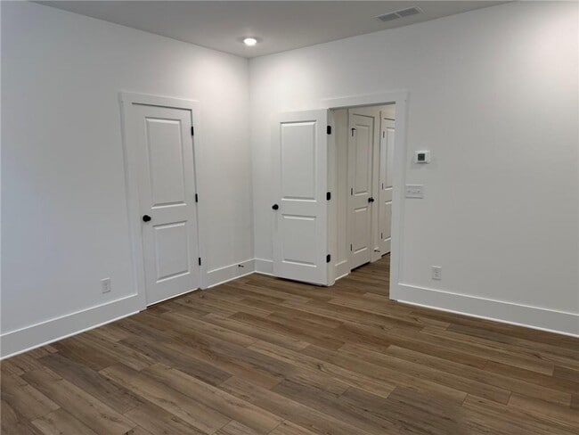 Building Photo - 1702 Gunnin Trce NW