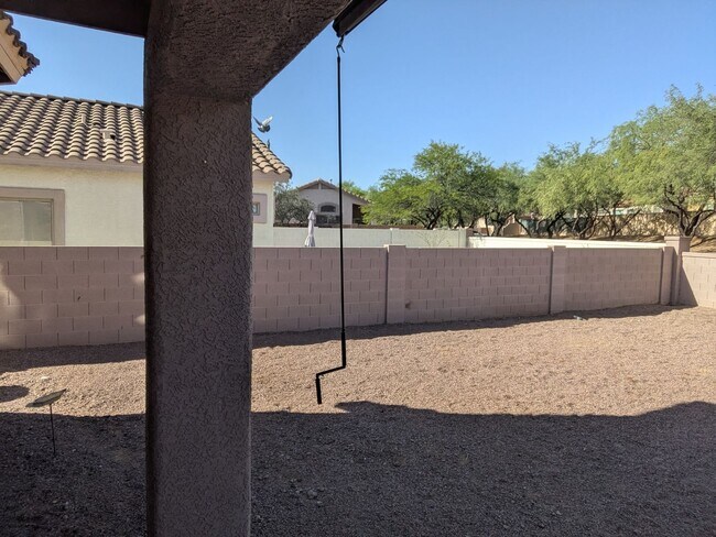 Building Photo - Three bedroom rental in Rancho Sahuarita Move -in ready