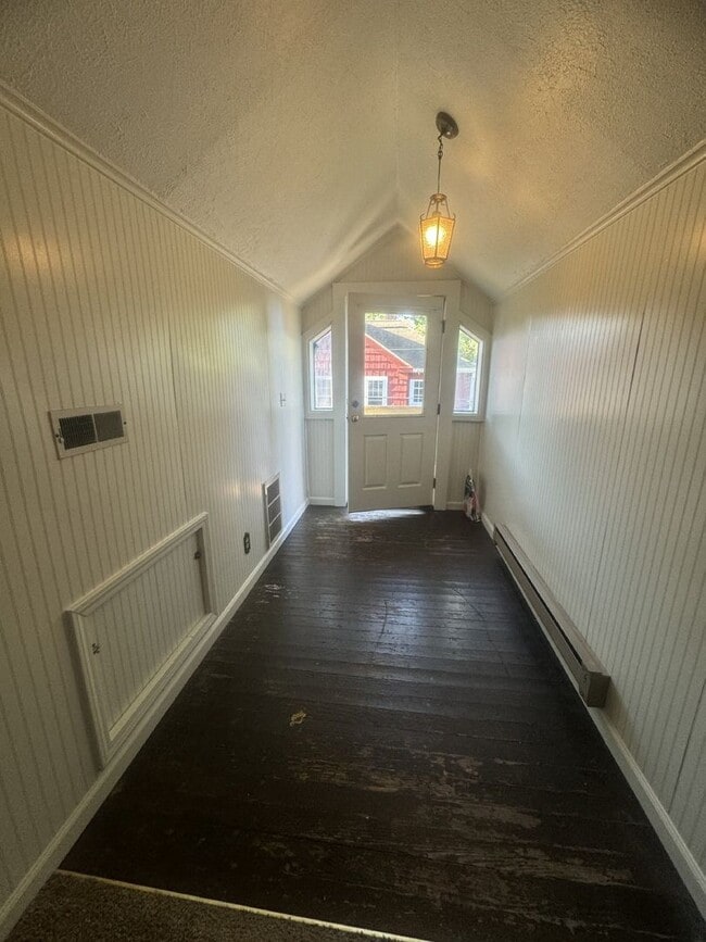 Building Photo - 317 N Indiana Ave