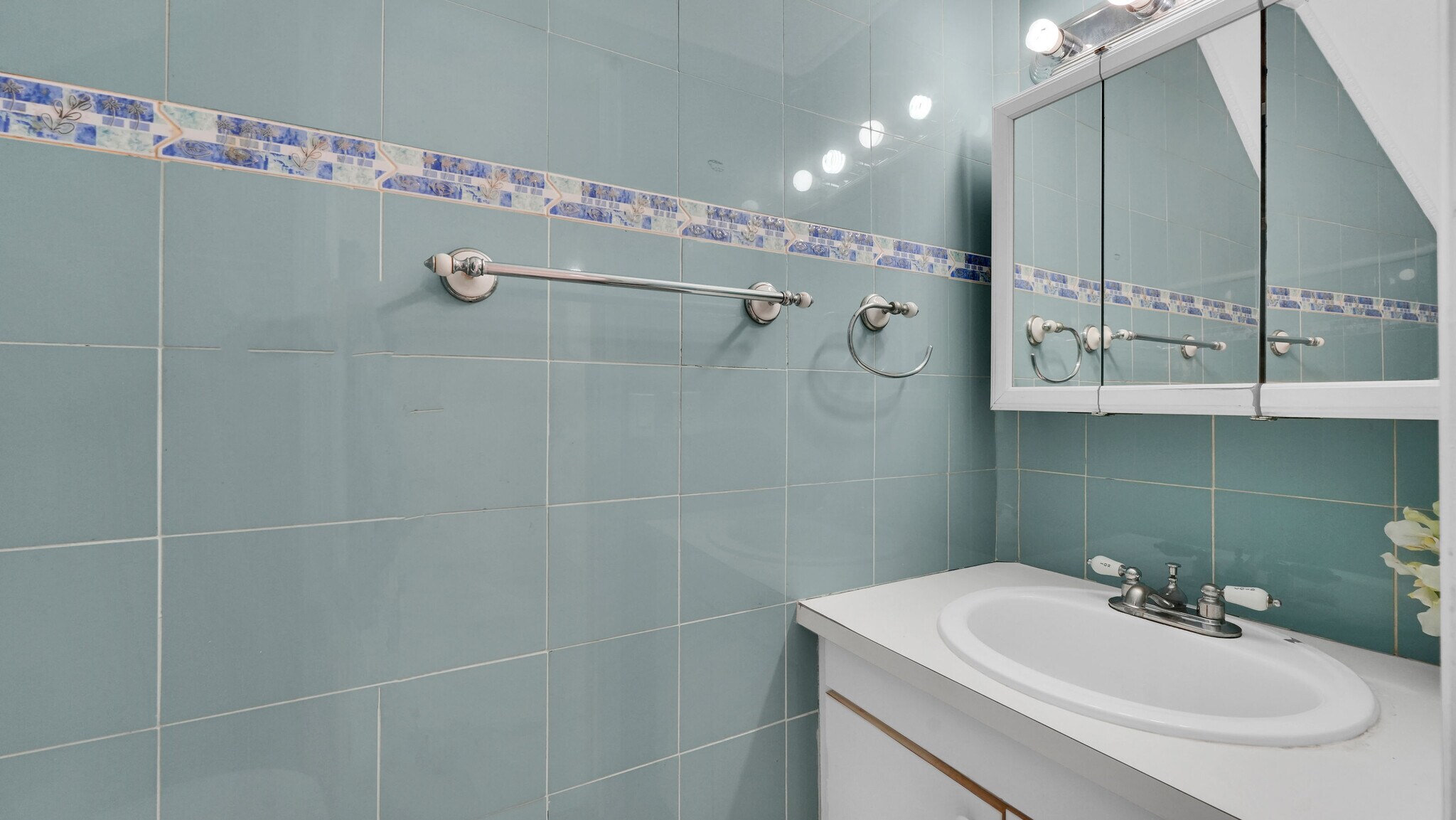 Building Photo - 1917 SW 107th Ave