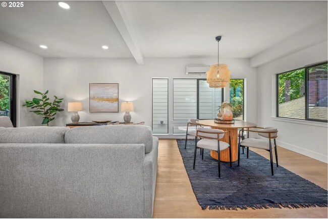 Building Photo - 3 Brand New Modern Urban 4 Bedroom 3 1/2 Bath Homes with Designer Finishes and Air Conditioning A...