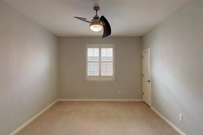 Building Photo - 15505 Prestancia Dr