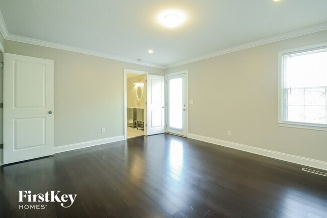 Building Photo - 4004 Pawnee Rosa Dr