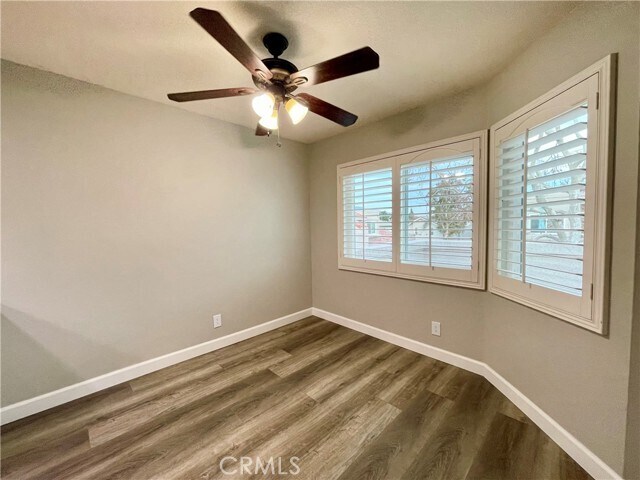 Building Photo - 9753 La Jolla Dr