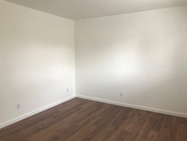 Building Photo - 10912 Rincon St