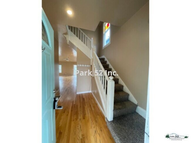 Building Photo - 3016 N 7th St