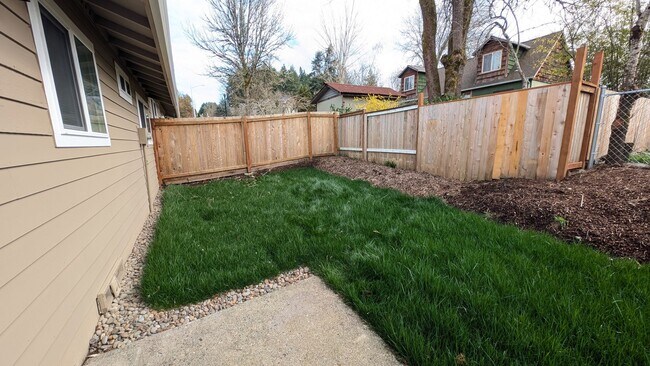 Building Photo - One level in Shewood