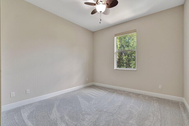 Building Photo - 4559 Cadiz Cir