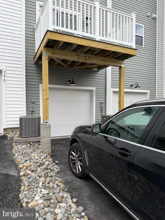 Building Photo - 777 Platinum Dr