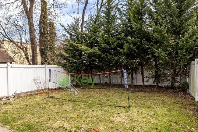 Building Photo - 54 Mission St