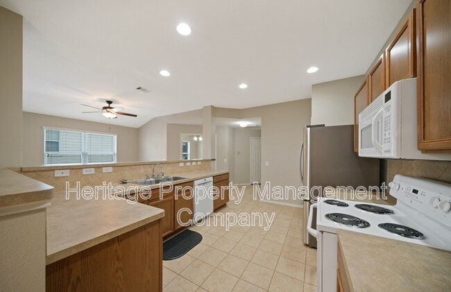 Building Photo - 5125 Knollwood