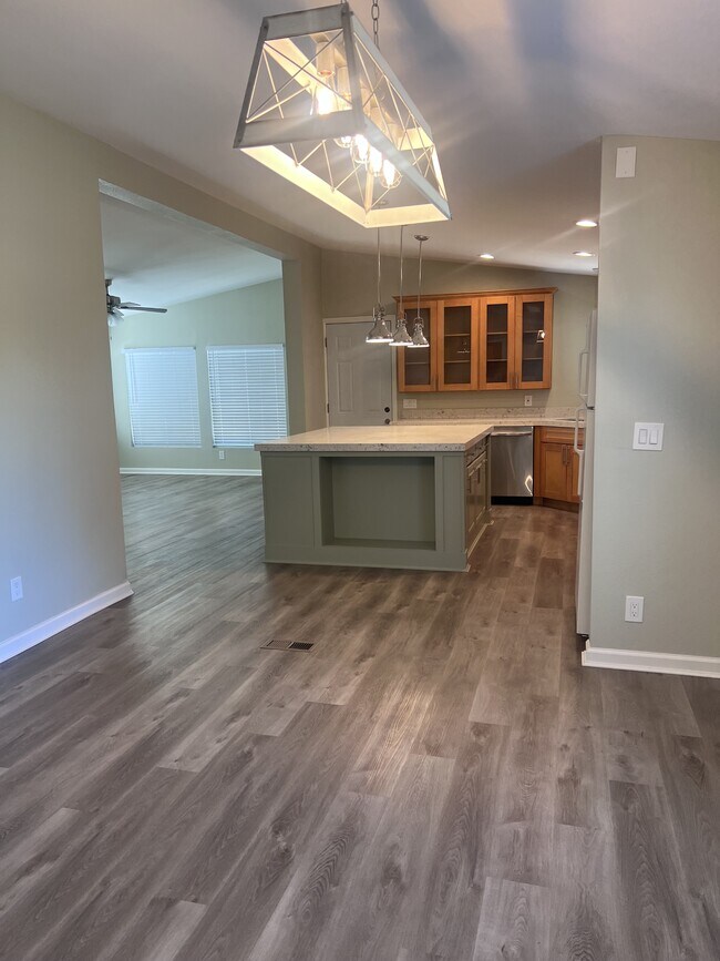 Building Photo - 5791 Turner Way
