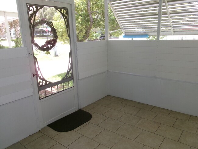 Building Photo - 55 Koala Bear Path