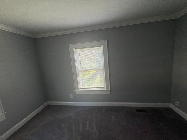 Building Photo - Walking distance to Downtown Kings Mountain, NC  =