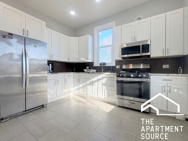 Building Photo - 2937 W Jackson Blvd