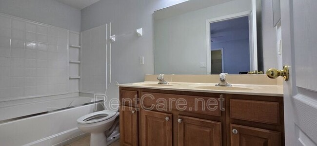 Building Photo - 13268 Silver Strand Falls Dr