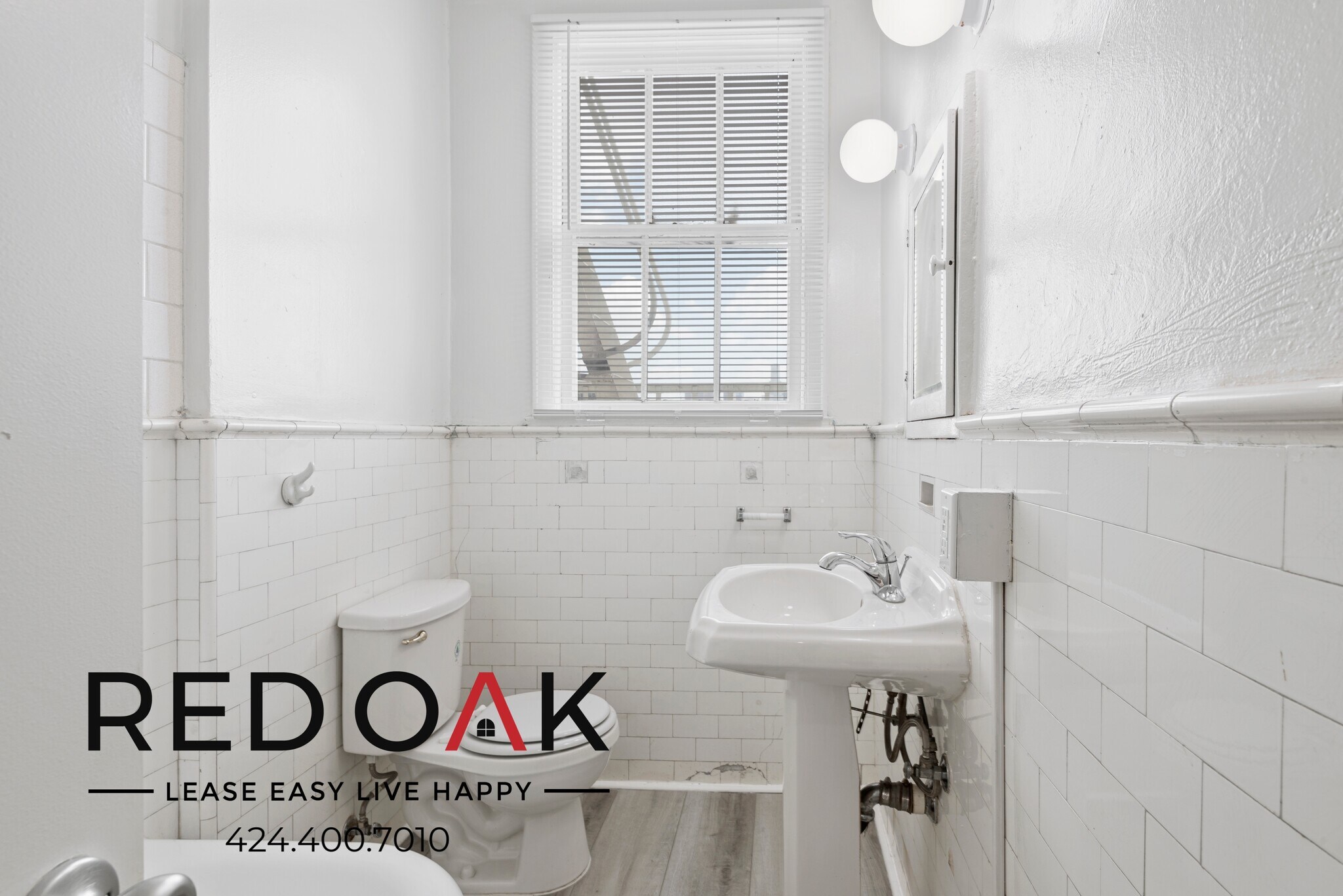 Building Photo - 2505 W 6th St