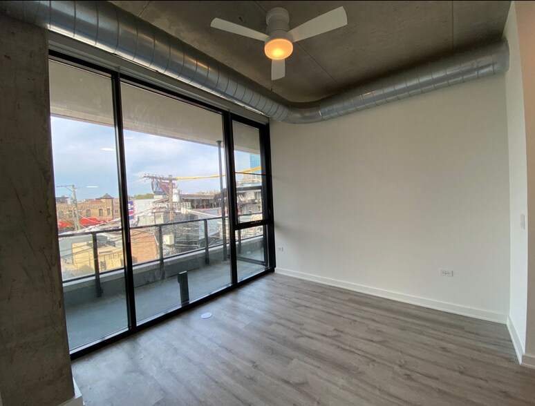 Building Photo - 1120 W Patterson Ave