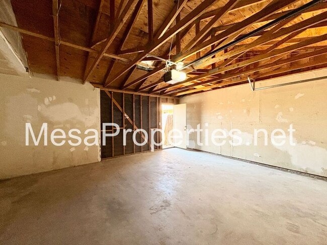 Building Photo - 21460 Laguna Rd