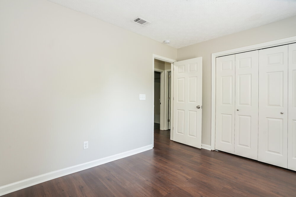 Building Photo - 1207 Cedarbend Dr