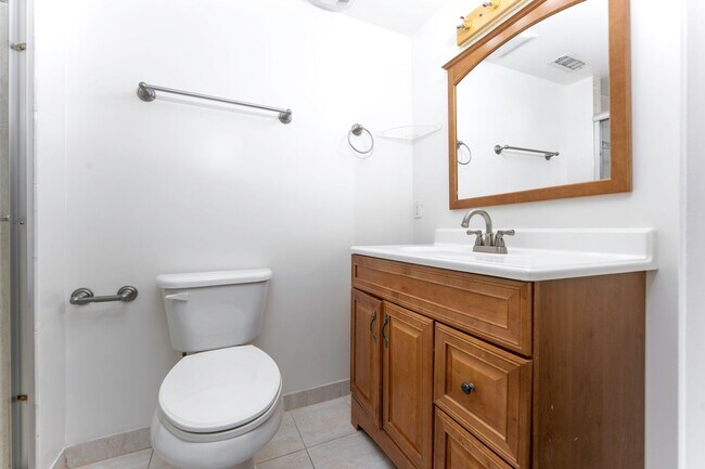 Building Photo - 7715 Mary Cassatt Dr