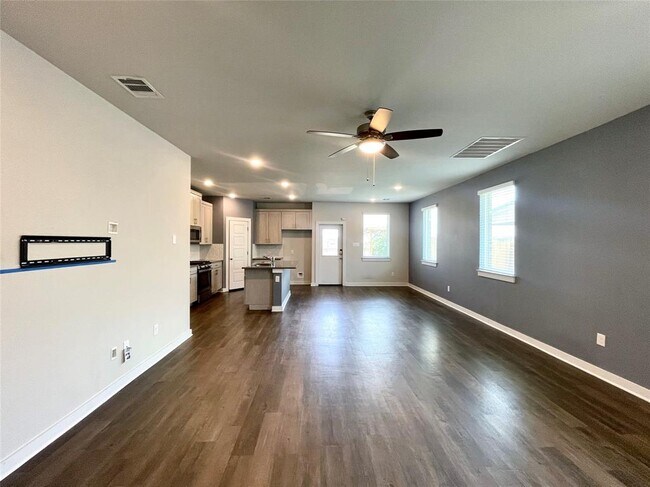 Building Photo - 708 Bridle Creek Dr