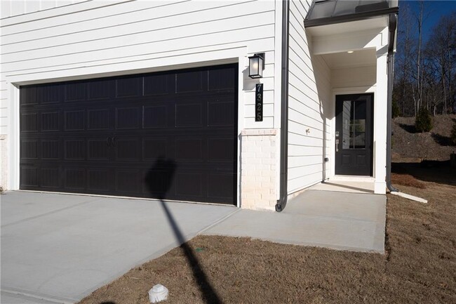 Building Photo - 7325 Mulberry St